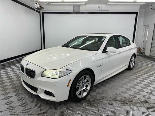 2013 BMW 528 528i