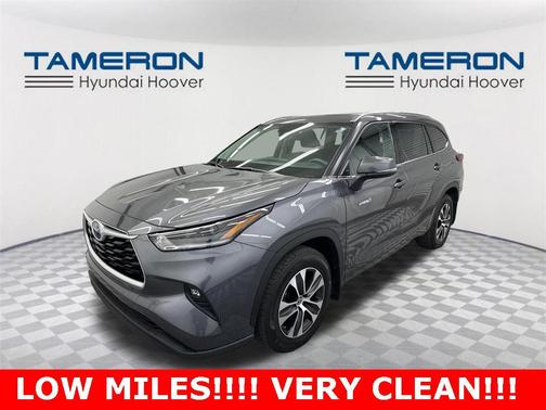 2021 Toyota Highlander Hybrid XLE