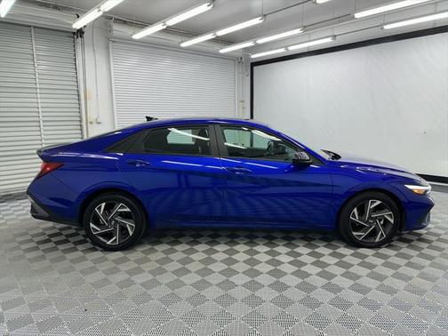 2025 Hyundai ELANTRA Sport