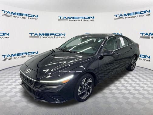Abyss Black 2024 Hyundai ELANTRA SEL