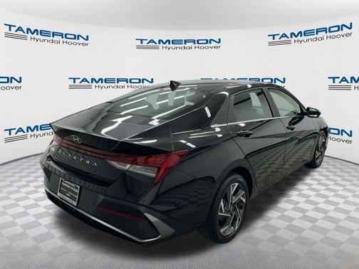Abyss Black 2024 Hyundai ELANTRA SEL