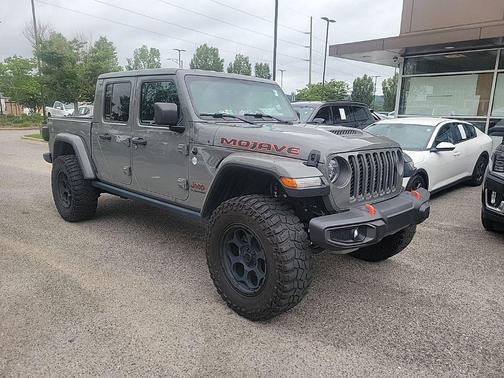 Sting-Gray Clearcoat 2021 Jeep Gladiator Mojave 4x4