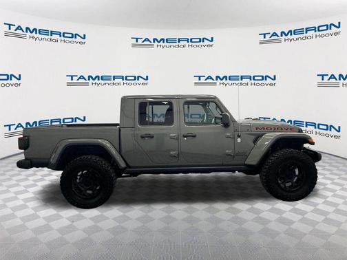 Sting-Gray Clearcoat 2021 Jeep Gladiator Mojave 4x4