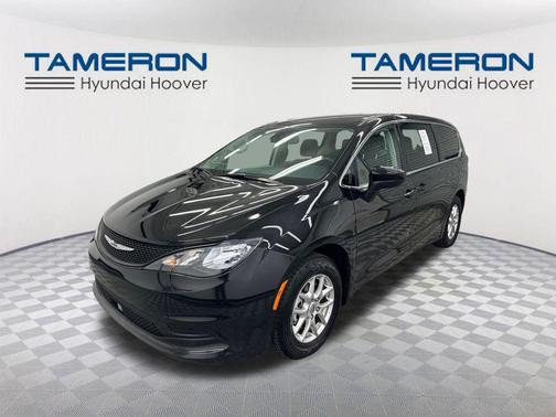 2024 Chrysler Voyager LX