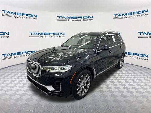 Black Sapphire Metallic 2021 BMW X7 xDrive40i