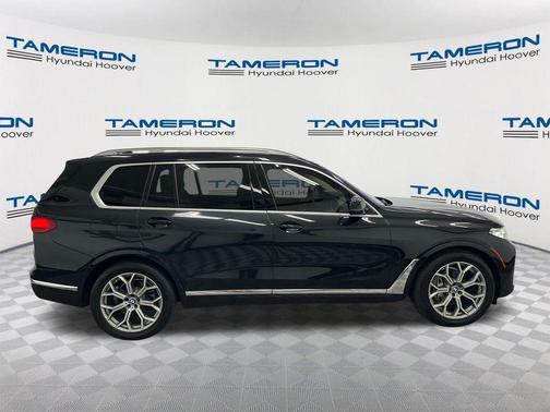 Black Sapphire Metallic 2021 BMW X7 xDrive40i