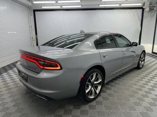 2015 Dodge Charger SXT