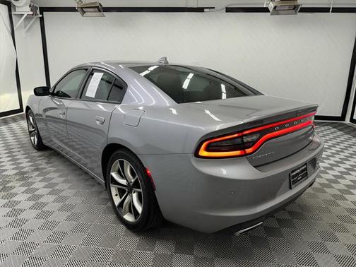2015 Dodge Charger SXT