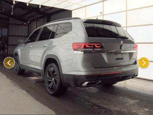 2022 Volkswagen Atlas 3.6L SE w/Technology