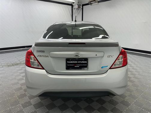 2015 Nissan Versa 1.6 SV