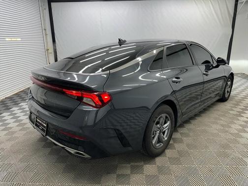 2023 Kia K5 LXS