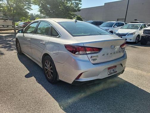 Symphony Silver 2018 Hyundai SONATA SE