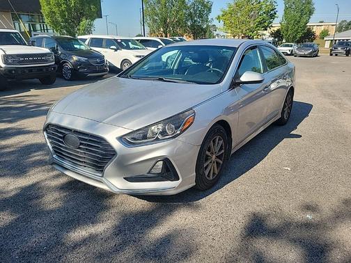Symphony Silver 2018 Hyundai SONATA SE