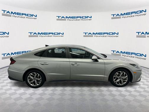 Shimmering Silver Pearl 2020 Hyundai SONATA SEL
