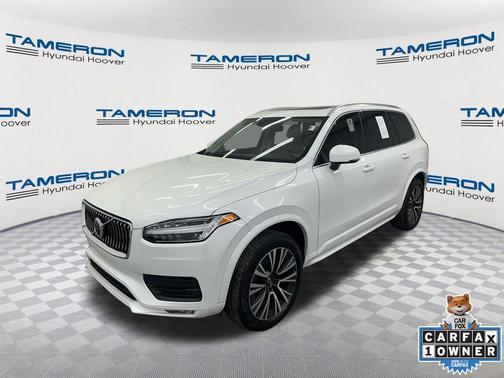 Crystal White Metallic 2020 Volvo XC90 T6 Momentum
