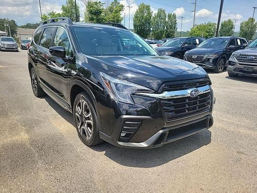 Crystal Black Silica 2024 Subaru Ascent Limited 7-Passenger