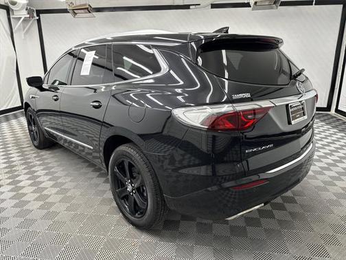2023 Buick Enclave Essence FWD