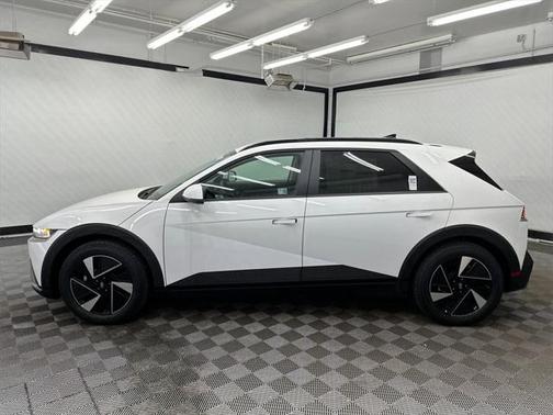 2025 Hyundai IONIQ 5 SEL