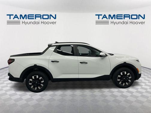 Atlas White 2025 Hyundai SANTA CRUZ SEL