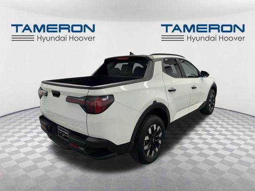 Atlas White 2025 Hyundai SANTA CRUZ SEL