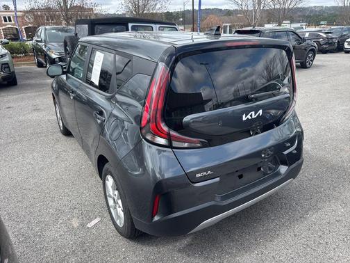 2024 Kia Soul LX