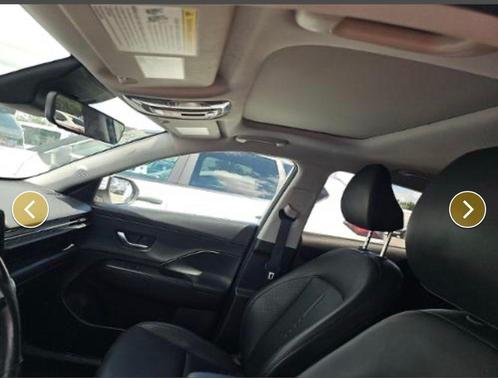 Atlas White 2024 Hyundai KONA Limited
