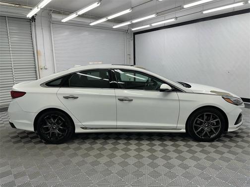 2018 Hyundai SONATA Limited 2.0T