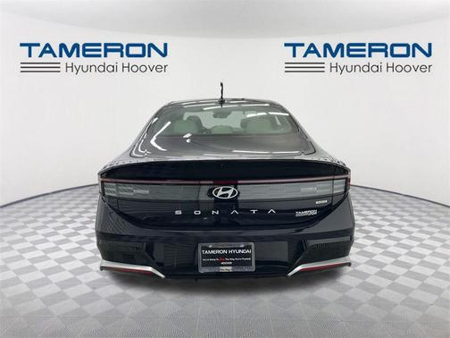 2025 Hyundai SONATA Hybrid SE