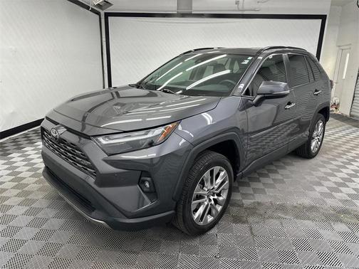 2022 Toyota RAV4 Limited