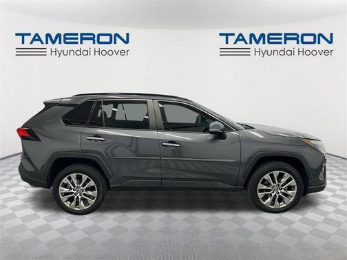 2022 Toyota RAV4 Limited