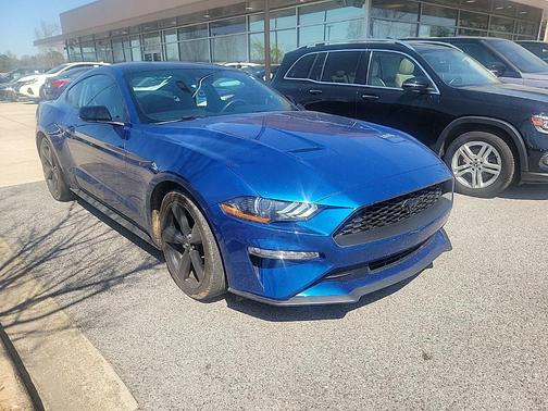 2022 Ford Mustang EcoBoost