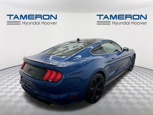 2022 Ford Mustang EcoBoost