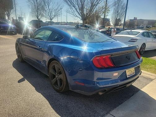 2022 Ford Mustang EcoBoost