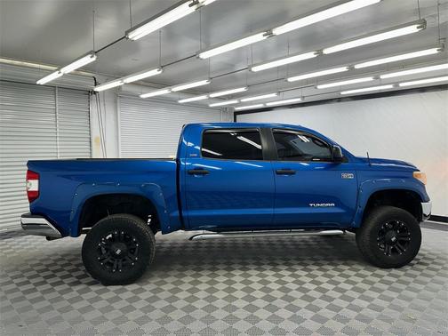 2016 Toyota Tundra SR5