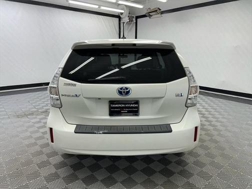 2012 Toyota Prius v Three