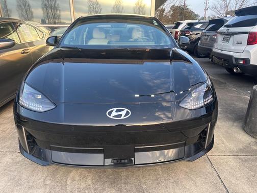 2023 Hyundai IONIQ 6 SEL