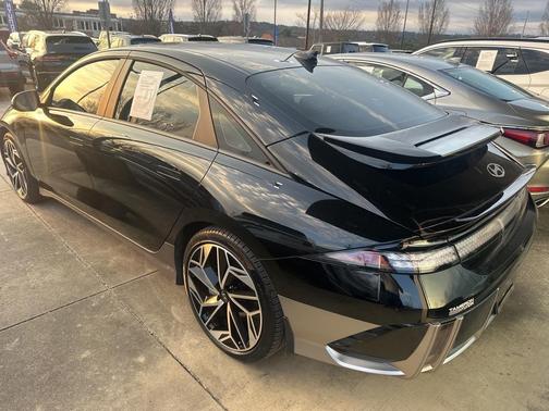 2023 Hyundai IONIQ 6 SEL