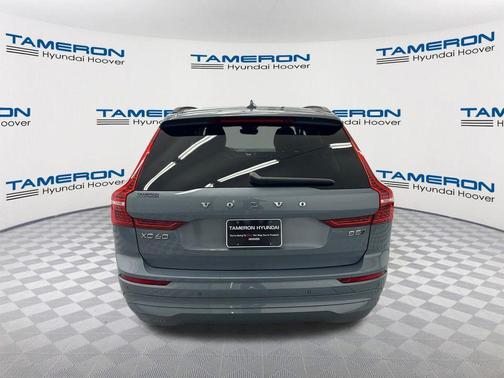 Silver Dawn Metallic 2023 Volvo XC60 B5 Core
