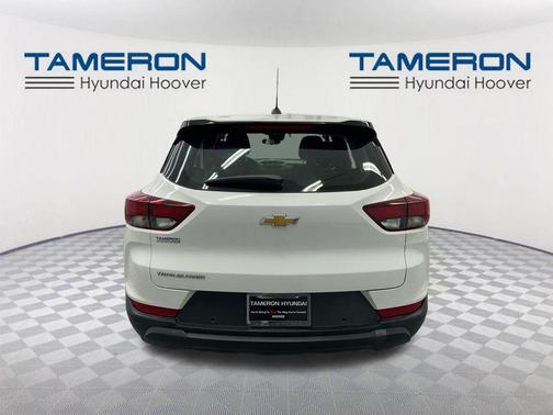 Summit White 2021 Chevrolet Trailblazer LS