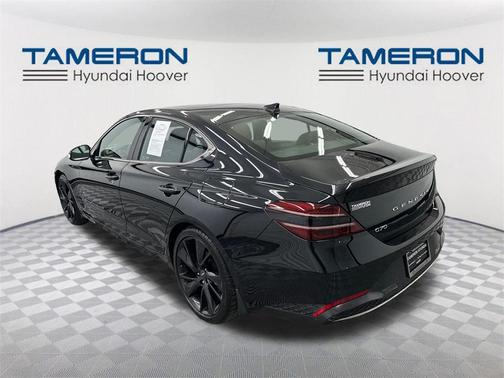 2023 Genesis G70 2.0T RWD