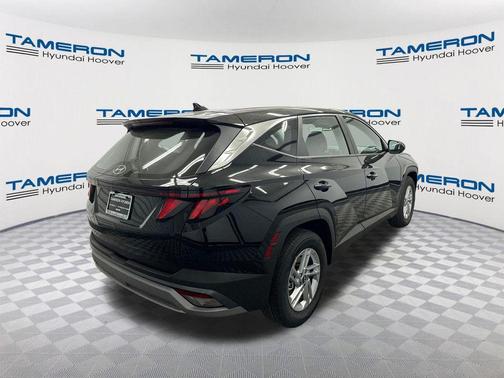 Phantom Black 2026 Hyundai TUCSON SE
