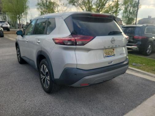 2022 Nissan Rogue SV