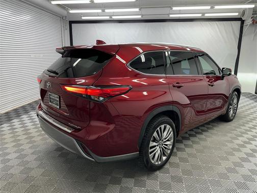 2020 Toyota Highlander Platinum