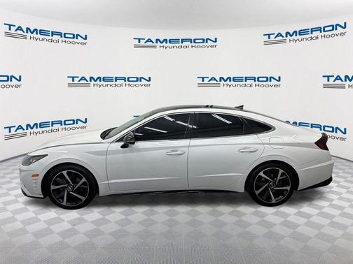 Quartz White 2022 Hyundai SONATA SEL Plus