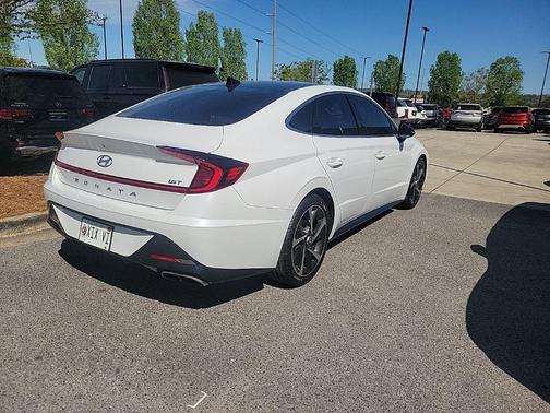 Quartz White 2022 Hyundai SONATA SEL Plus