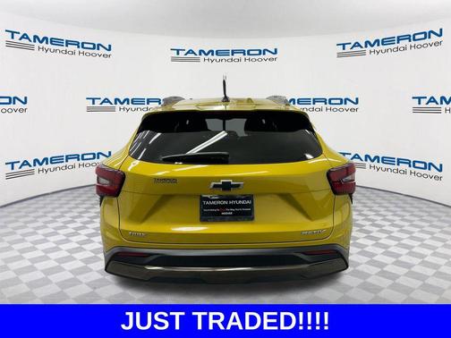 Nitro Yellow Metallic 2024 Chevrolet Trax FWD ACTIV