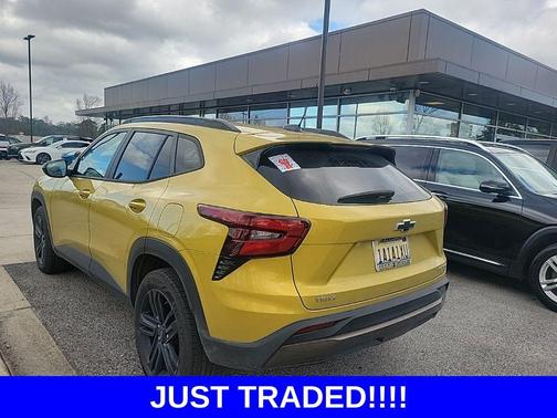 Nitro Yellow Metallic 2024 Chevrolet Trax FWD ACTIV