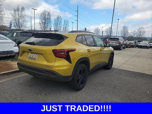 Nitro Yellow Metallic 2024 Chevrolet Trax FWD ACTIV