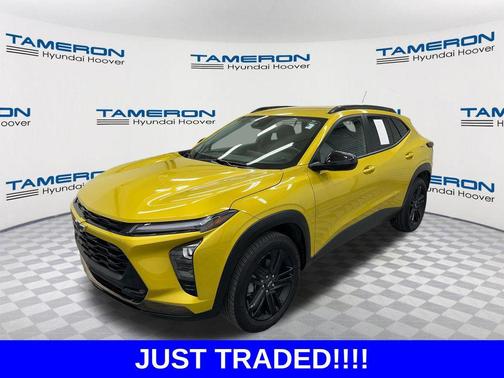 Nitro Yellow Metallic 2024 Chevrolet Trax FWD ACTIV