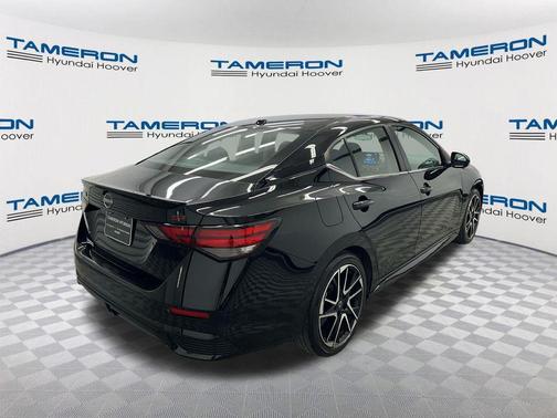 Super Black 2024 Nissan Sentra SR